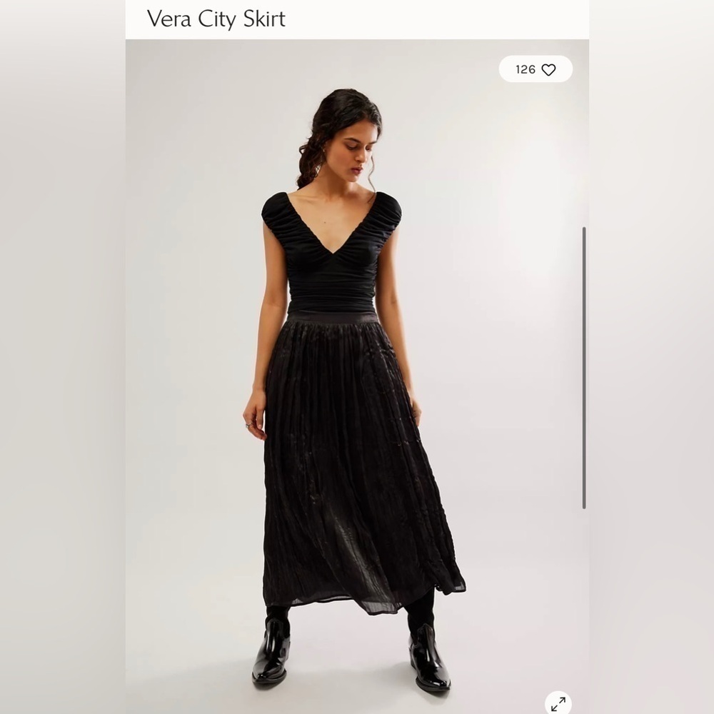 Free people Vera city black silky pleated midi skirt size 2